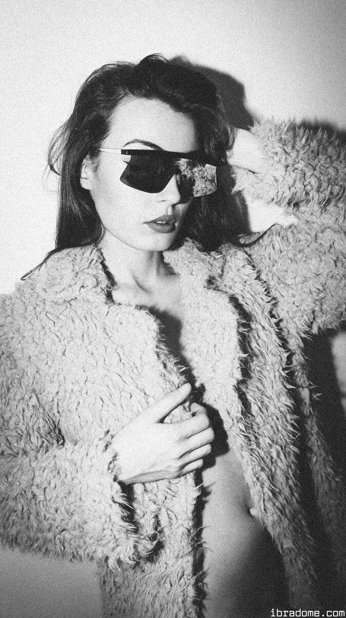 Anna Zapala Photo #179