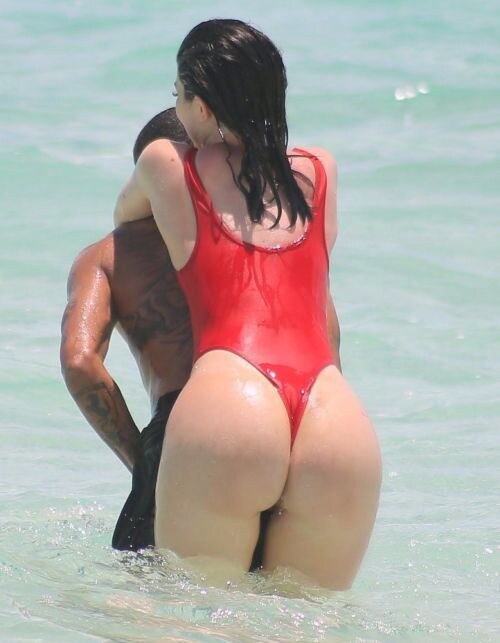 Kylie Jenner Photo #7