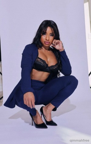 Qimmah Russo Photo #267
