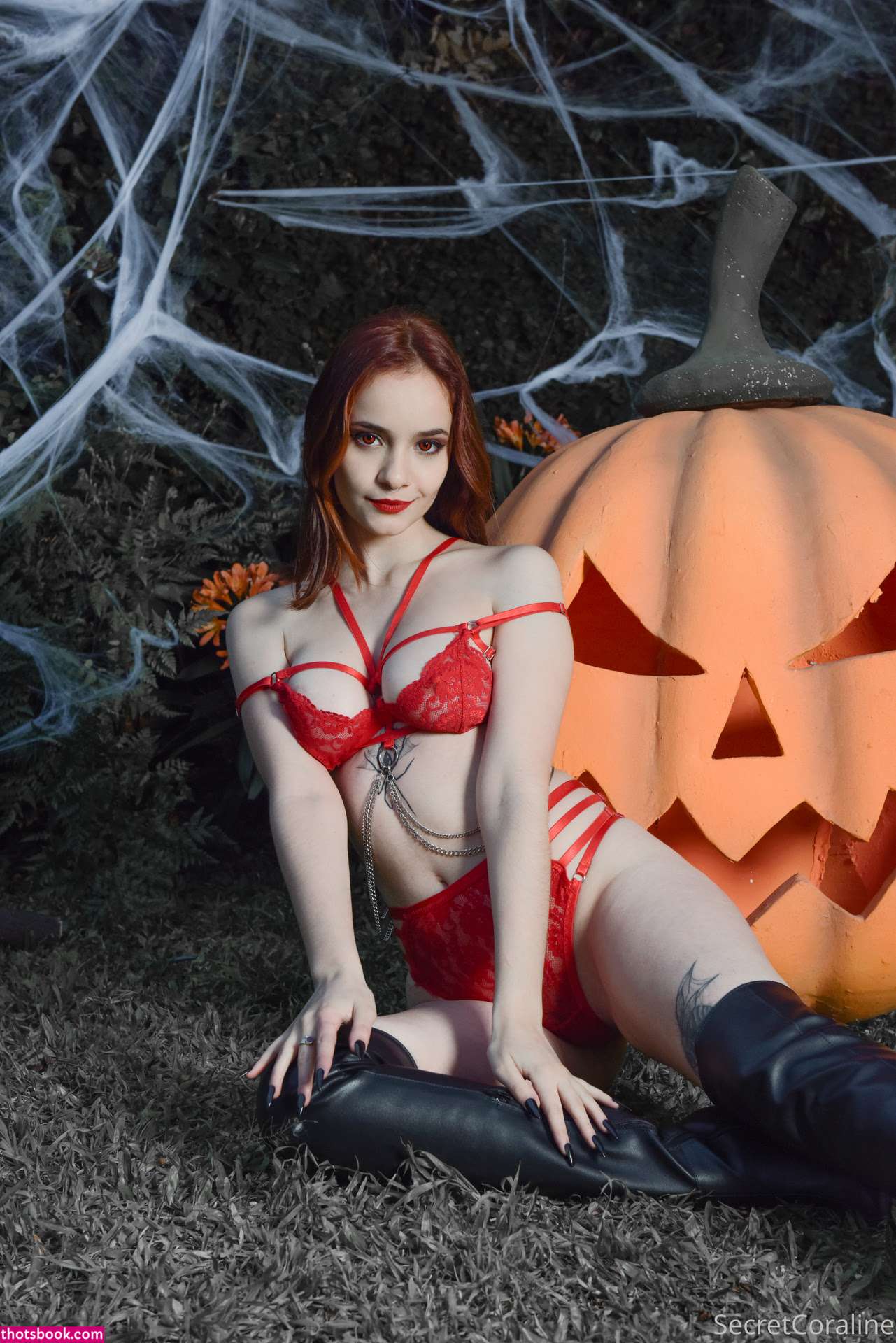 secretcoraline Photo #11