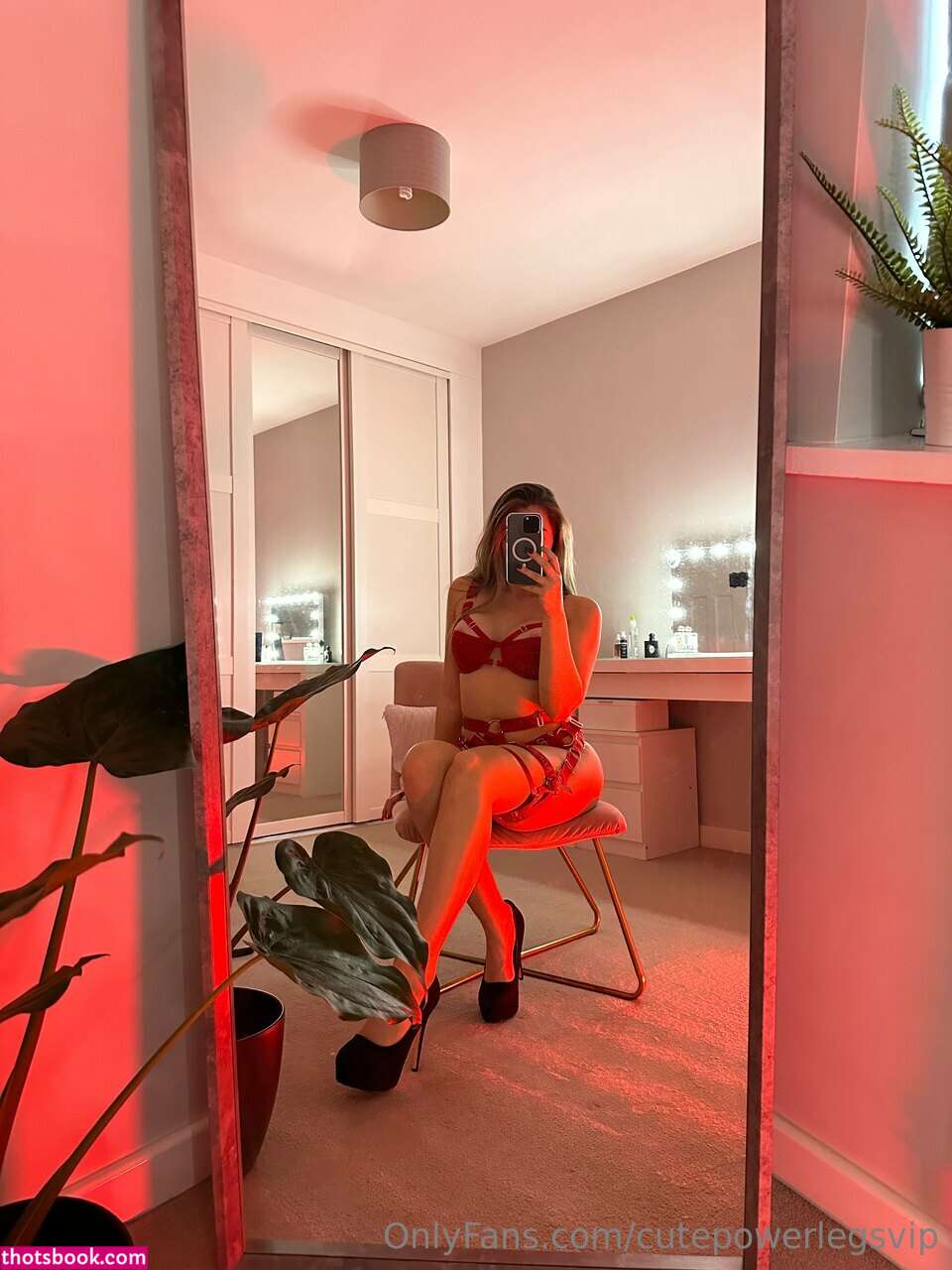 Cutepowerlegs Photo #110