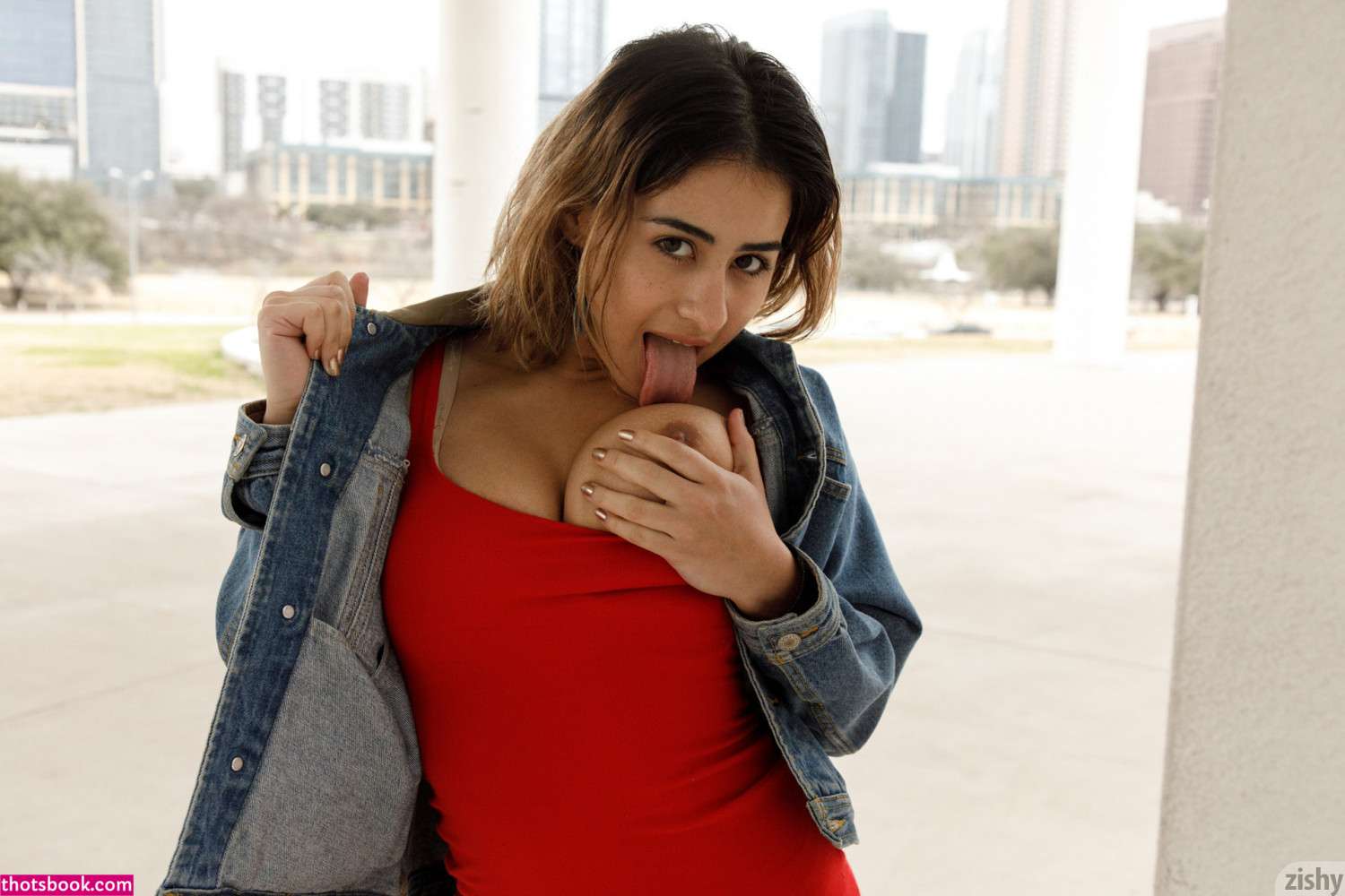 Mia Valentine Photo #77