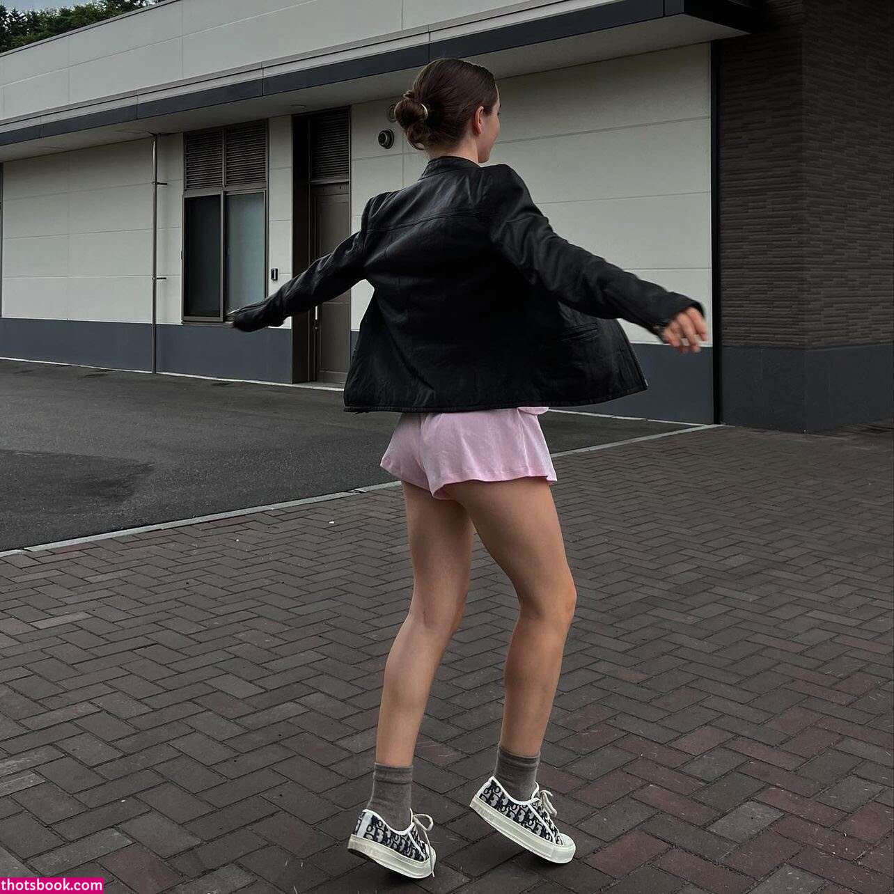 Maryana Ro Photo #93