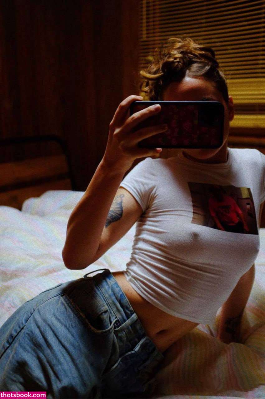 Maryana Ro Photo #137