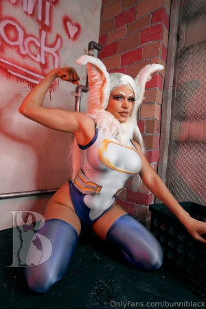 Bunni Black Photo #89