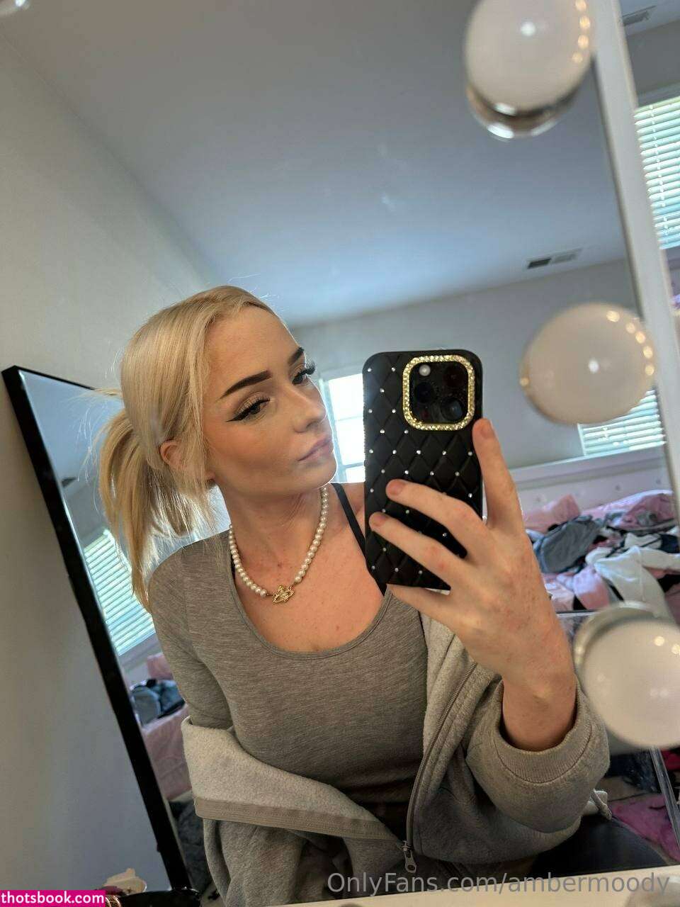 Ambermooody Photo #119