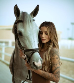 Vanessa Sierra Photo #1