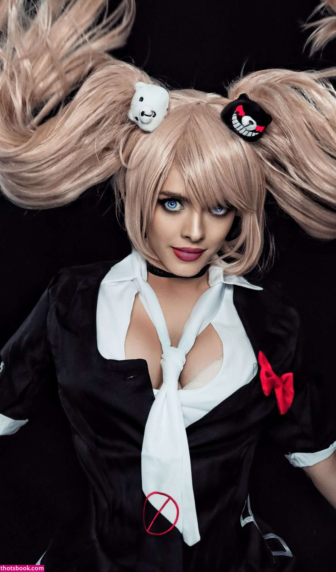 Kirsten Ria Photo #7