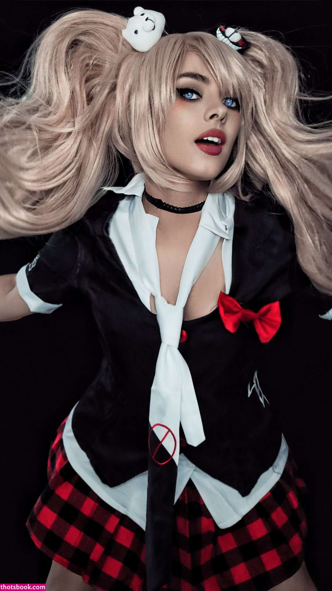 Kirsten Ria Photo #12