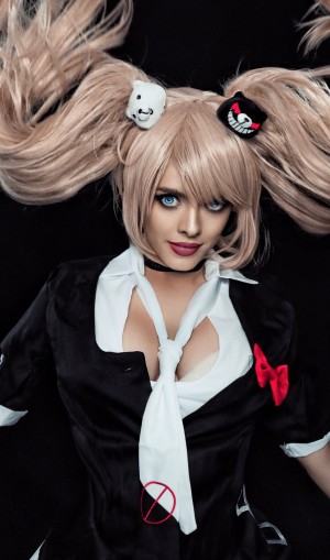 Kirsten Ria Photo #7