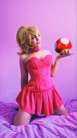 Kirsten Ria Photo #47