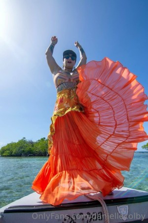 Danielle Colby Photo #70