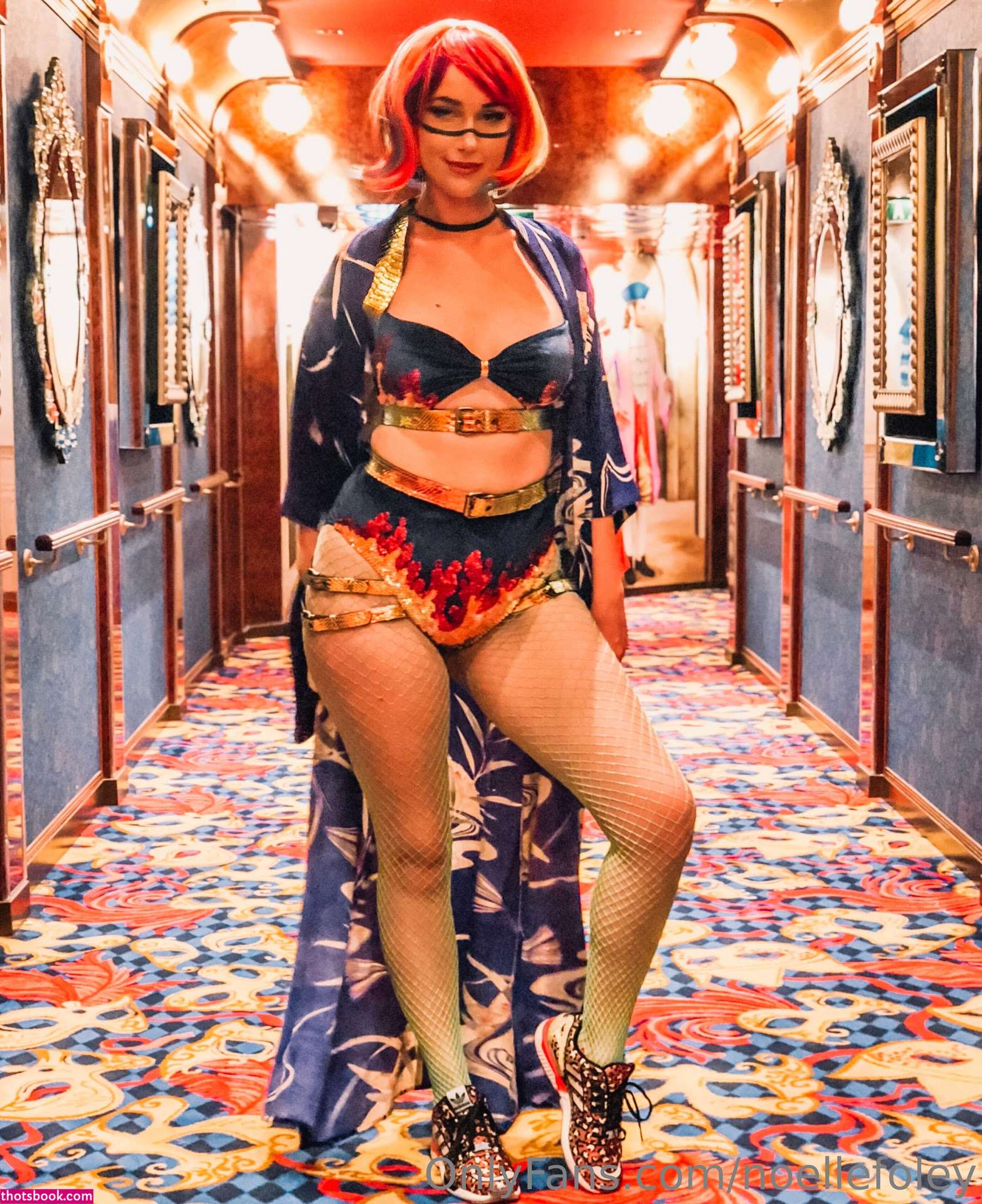 Noelle Foley Photo #10