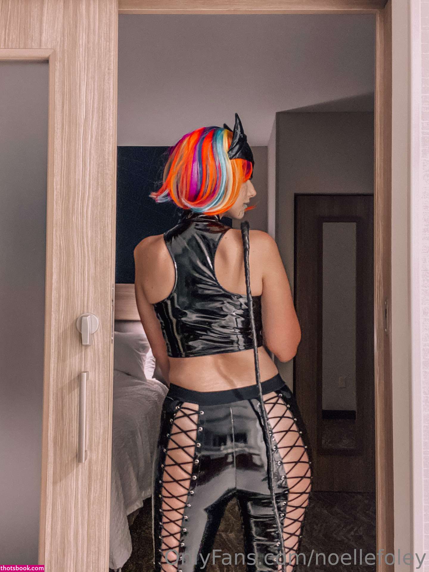 Noelle Foley Photo #21