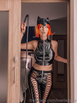 Noelle Foley Photo #12