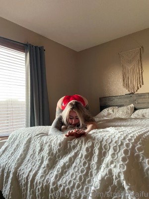 Strongwaifu Photo #117