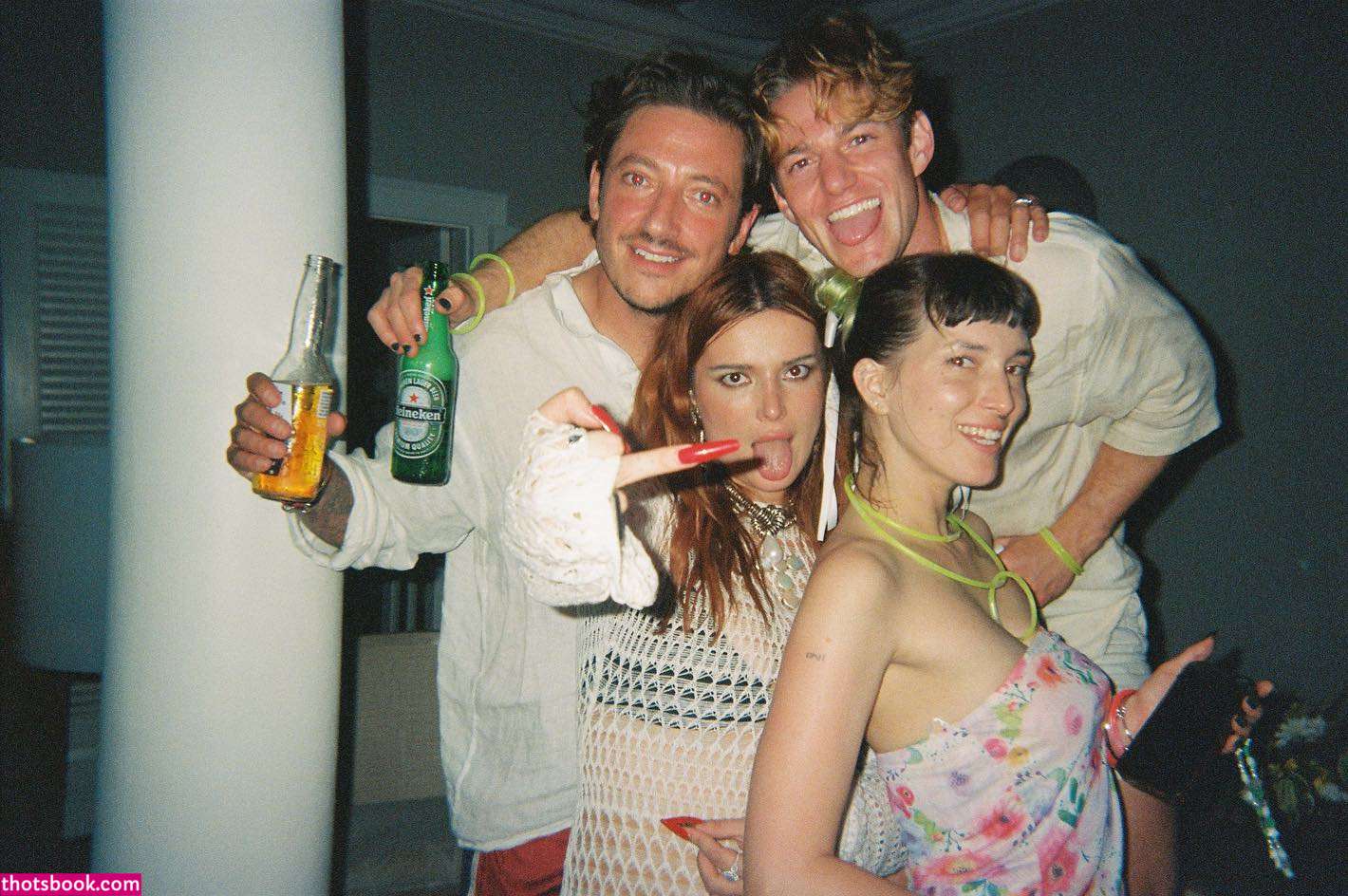 Bella Thorne Photo #305