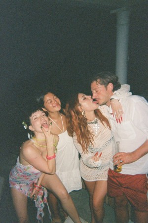 Bella Thorne Photo #302