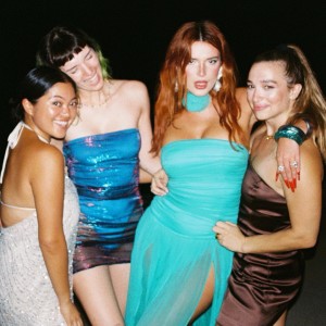 Bella Thorne Photo #304