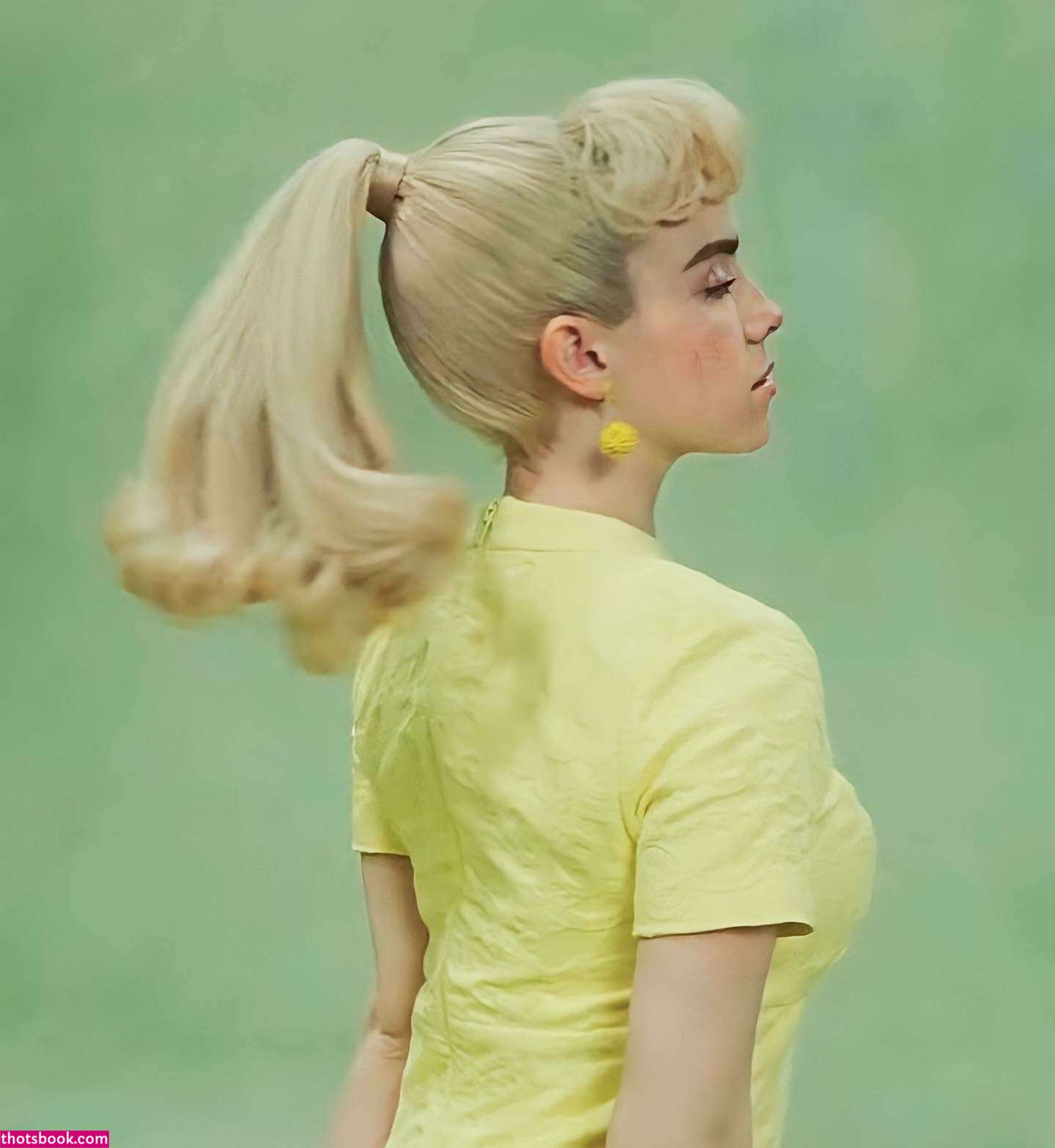 Billie Eilish Photo #54