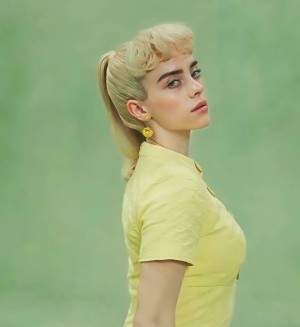 Billie Eilish Post #20