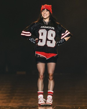 Billie Eilish Post #22