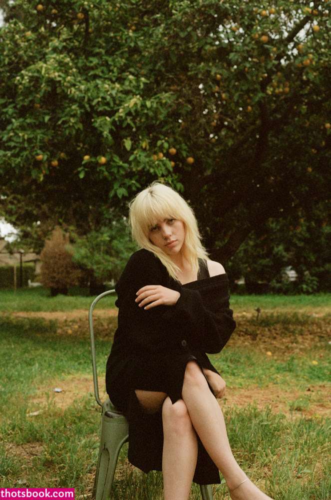 Billie Eilish Photo #94