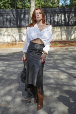 Bella Thorne Photo #350