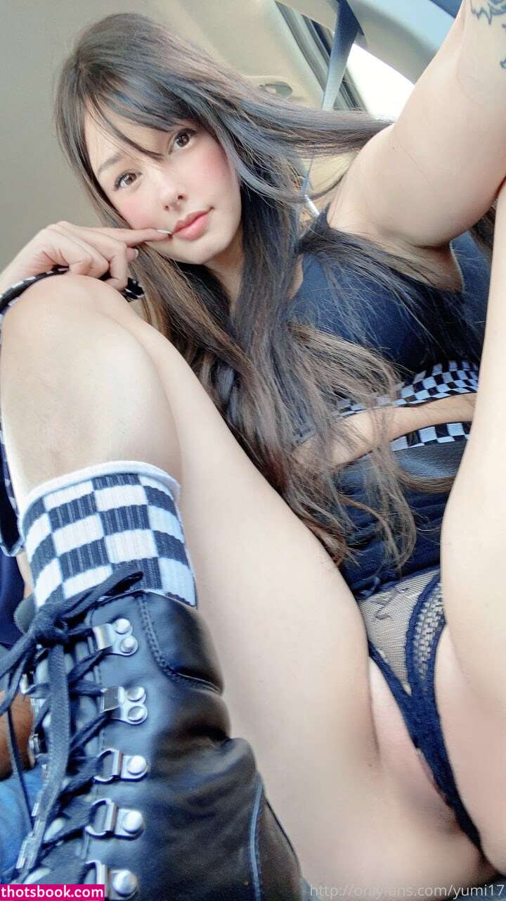 Yumii17 Photo #17