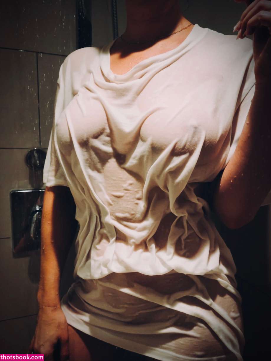 Kat Wonders Photo #425