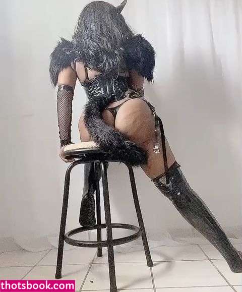 unholyybunnyy Photo #24