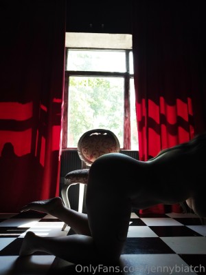 Jennybiatch Photo #13