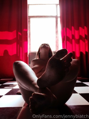 Jennybiatch Photo #22