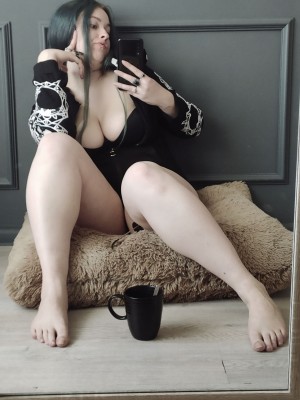 Jennybiatch Photo #97