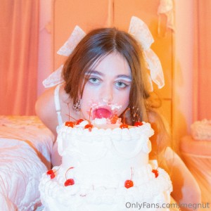 Megan Guthrie Photo #317