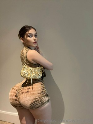 Tayler Hills Photo #138