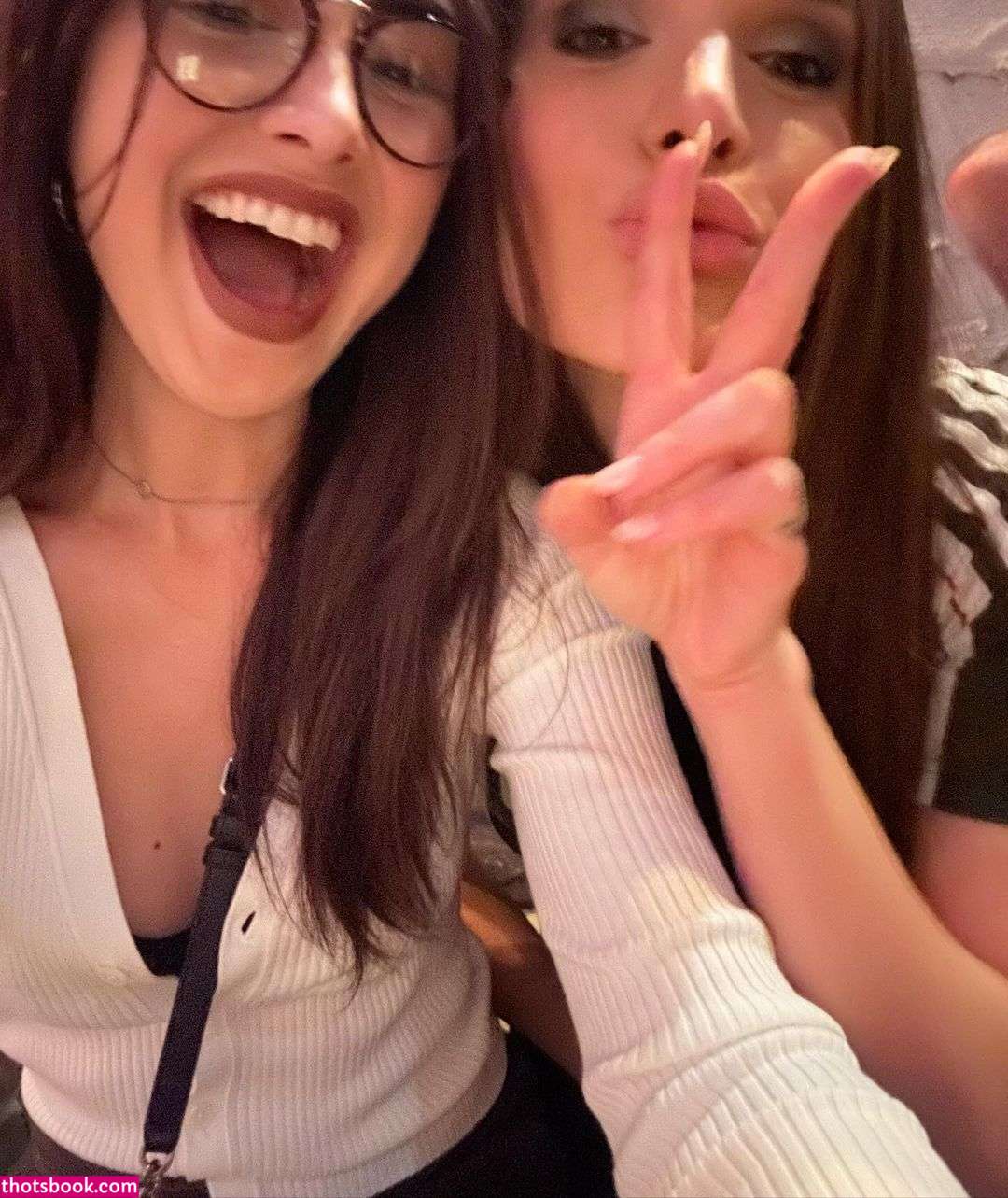 Alexa Mansour Photo #27