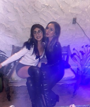 Alexa Mansour Photo #28