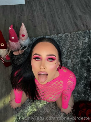 Flowerbomb Photo #52