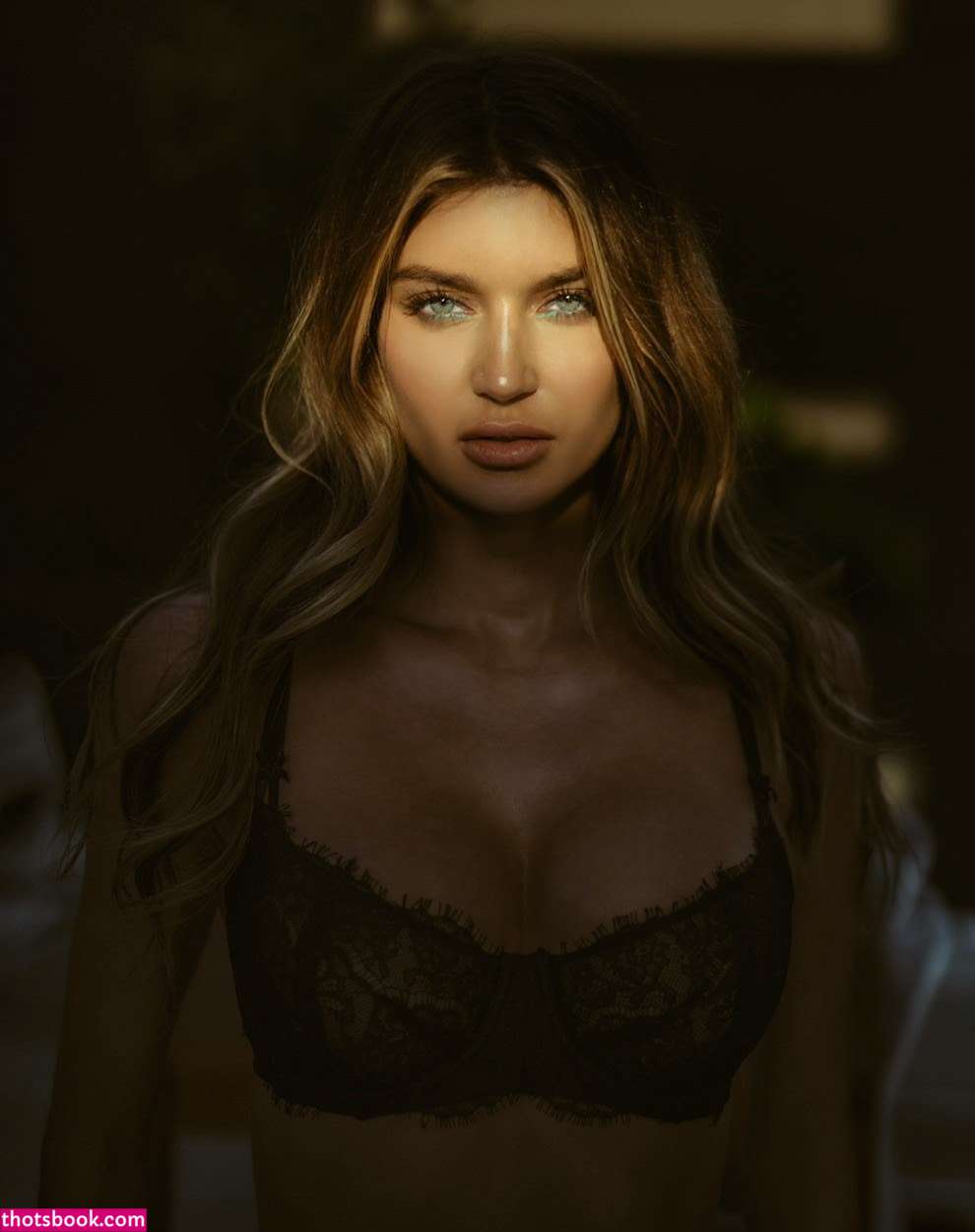 Hayley Maxfield Photo #167