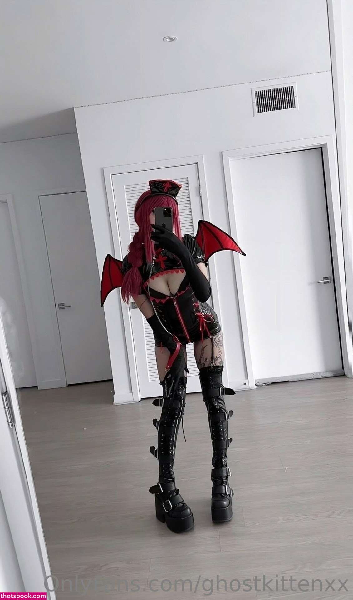 ghostkittenxx Photo #114