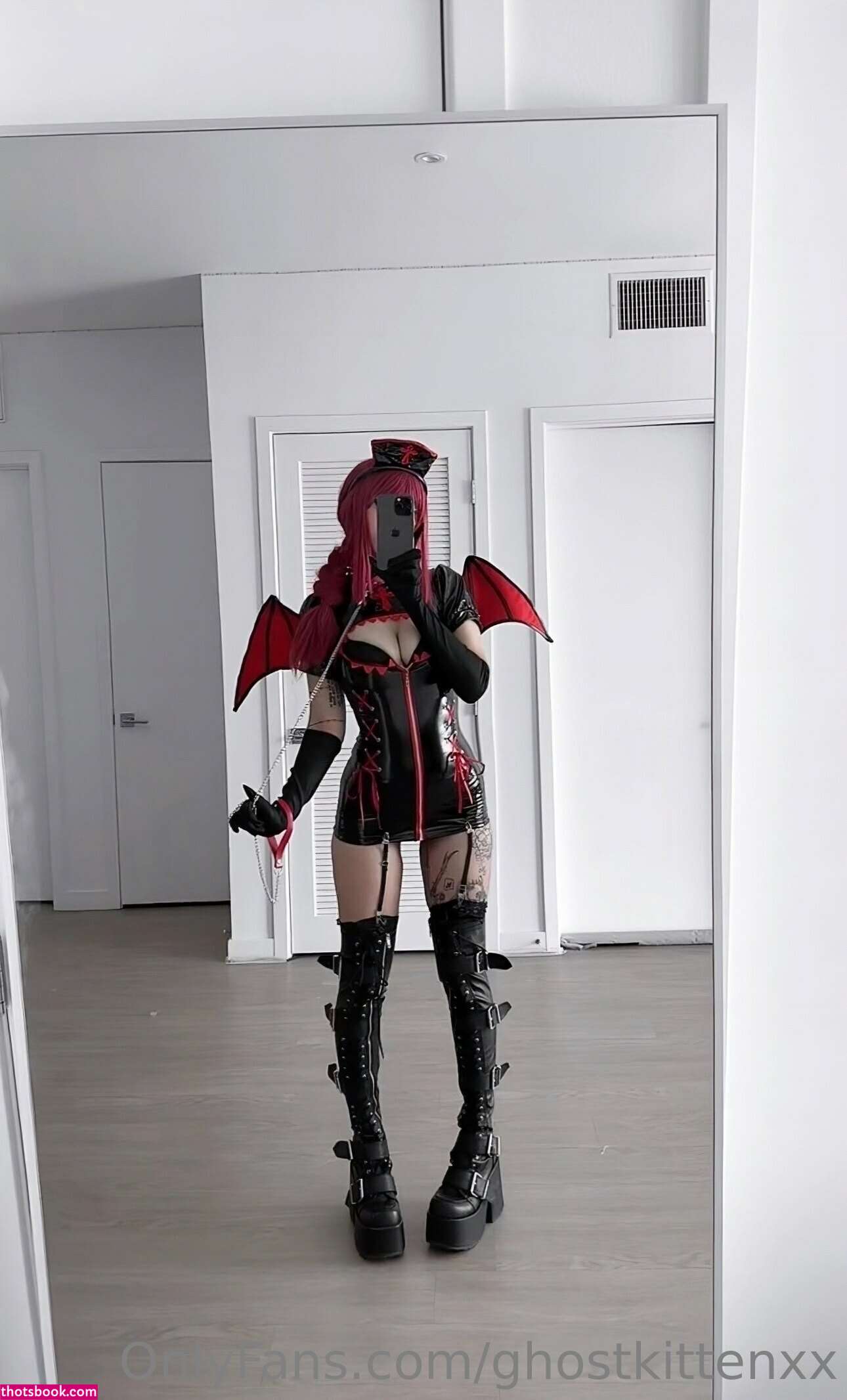 ghostkittenxx Photo #128