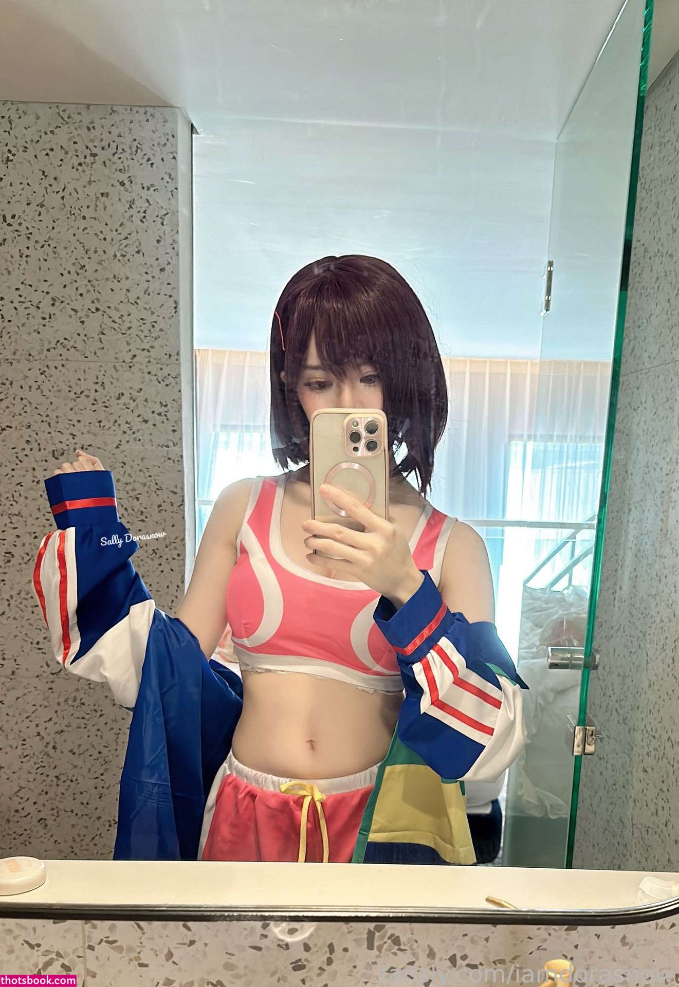 Sally Dorasnow Photo #209