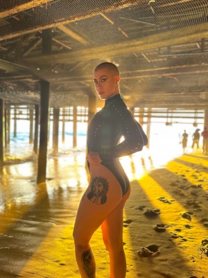 Comicbookgirl19 Photo #90