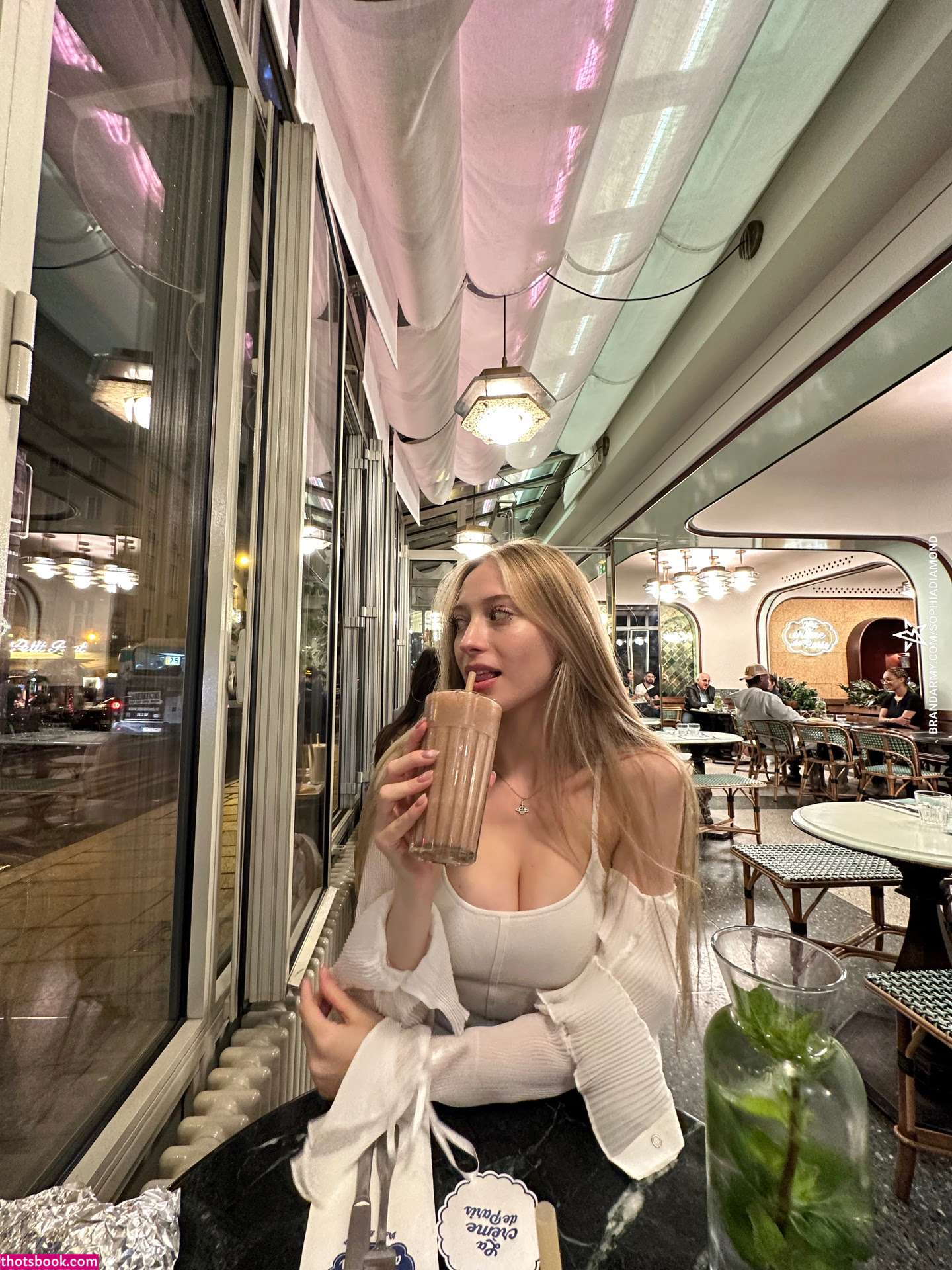 Sophia Diamond Photo #39