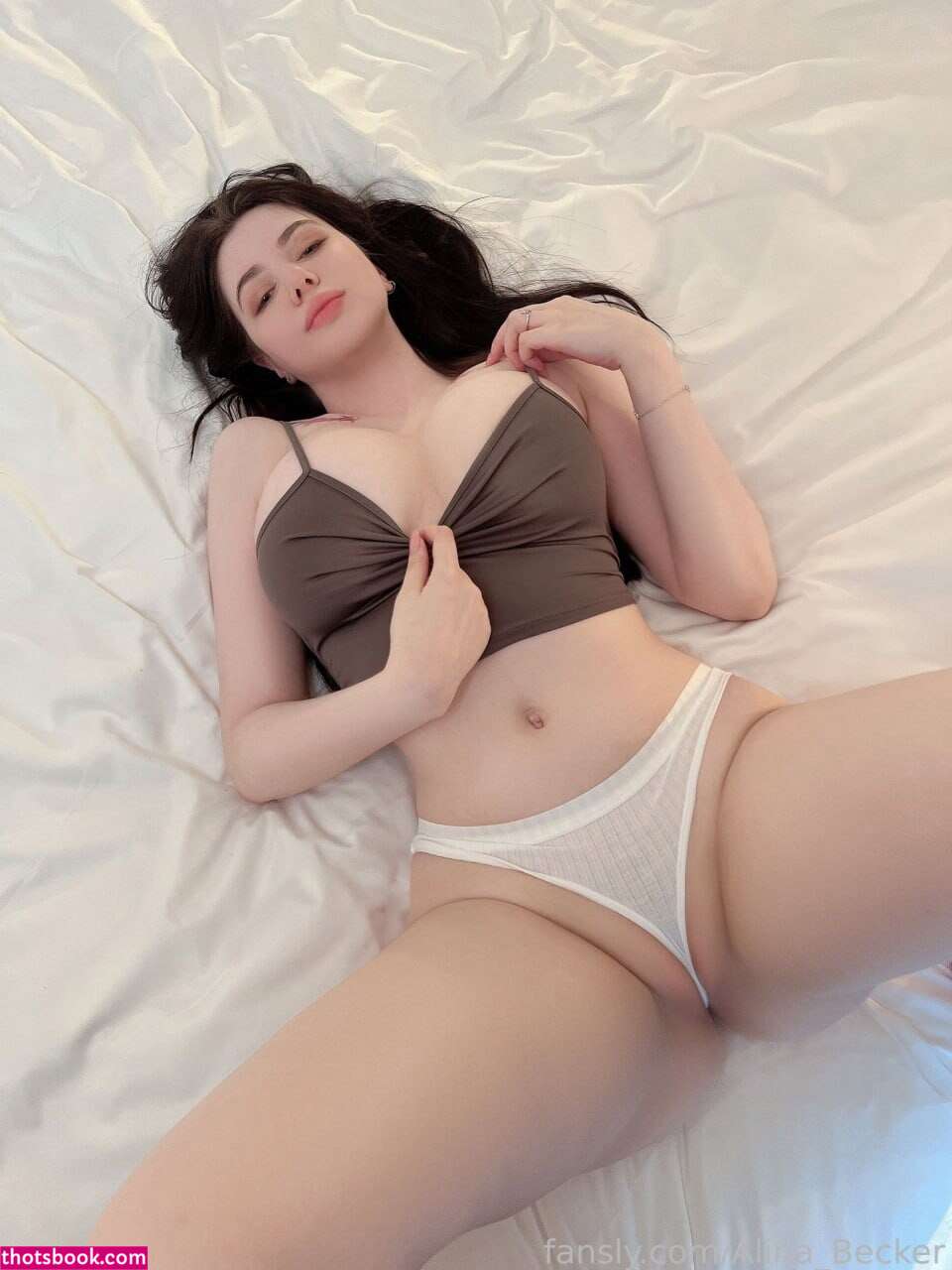 Alina Becker Photo #995