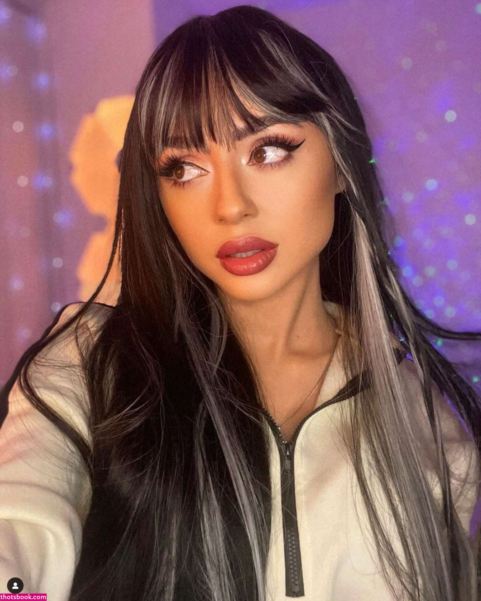 Angelmelly Photo #16