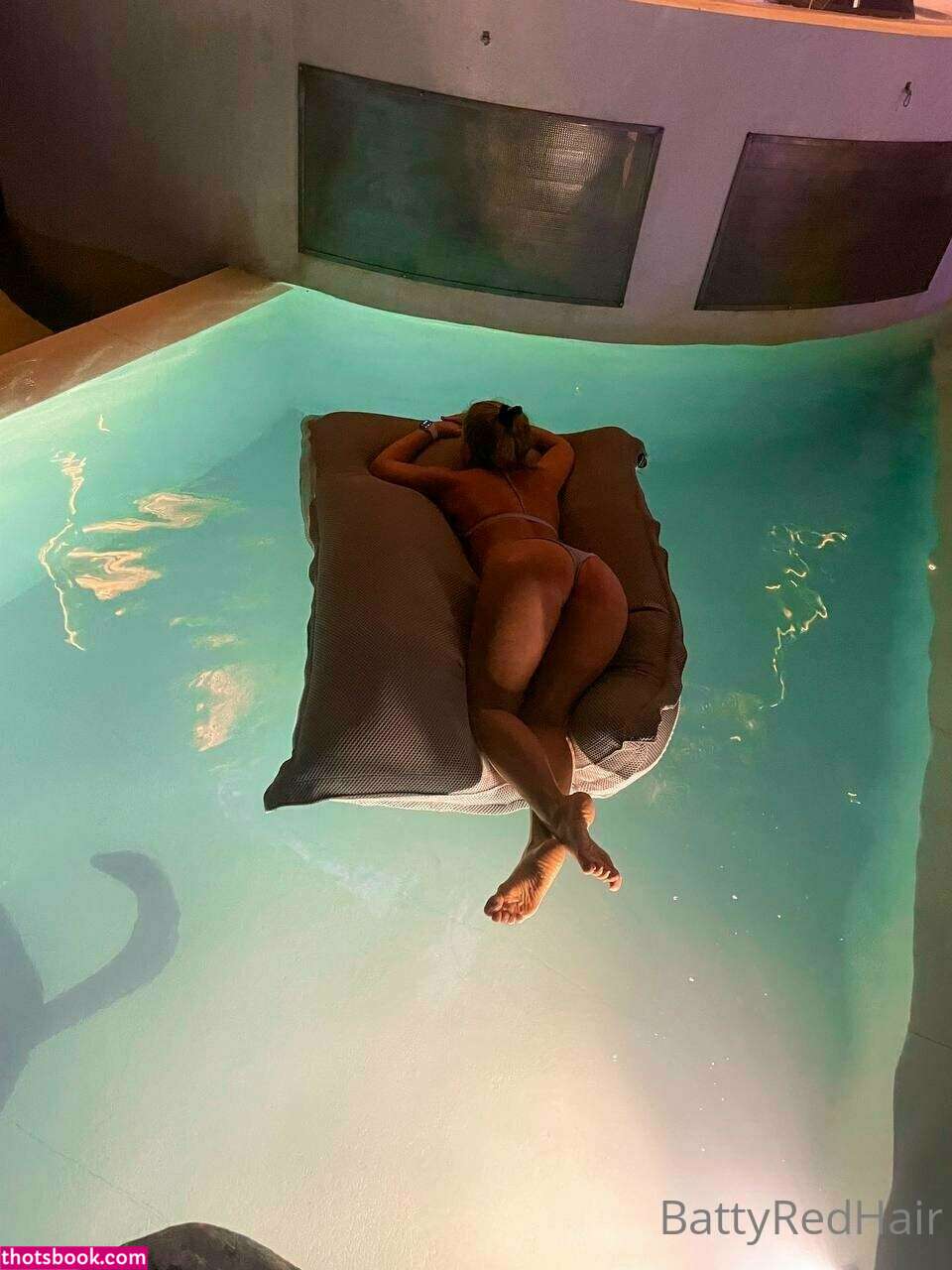 battyredhair Photo #24