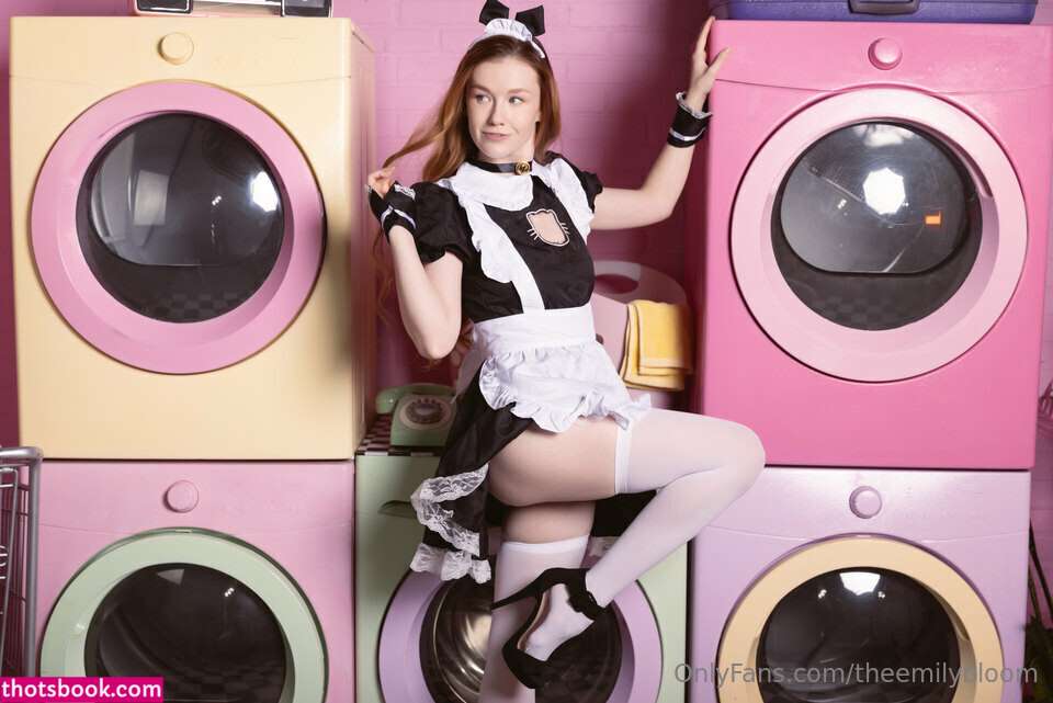 Emily Bloom Photo #255