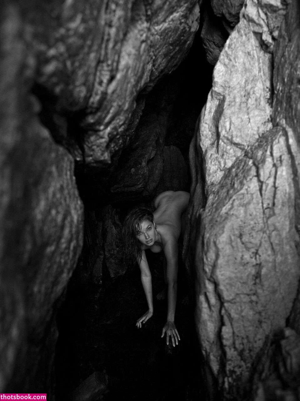 Alyssa Arce Photo #109